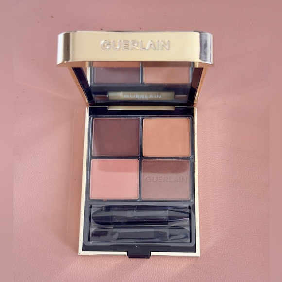 GUERLAIN Ombres G Eyeshadow Quad - 530 Majestic Rose - Picture 15 of 15